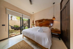 Villa Asana with Stunning Luxury Pool and Private Rooftop